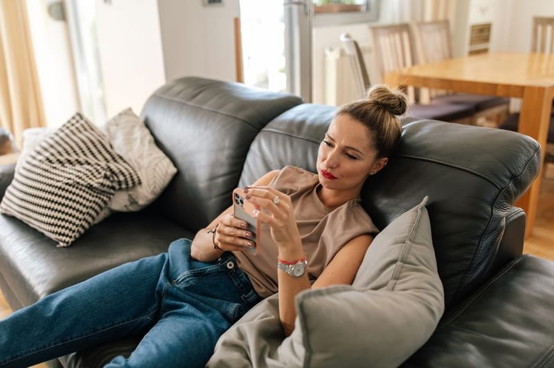 Can Social Media Cause Anxiety and Stress?